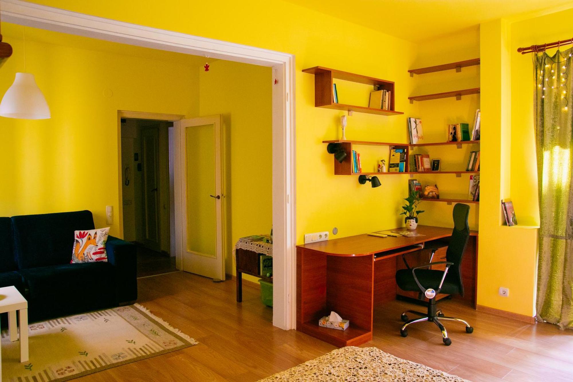 Spacious 1 Bed Flat Near Vitosha Blvd Sofia Bagian luar foto