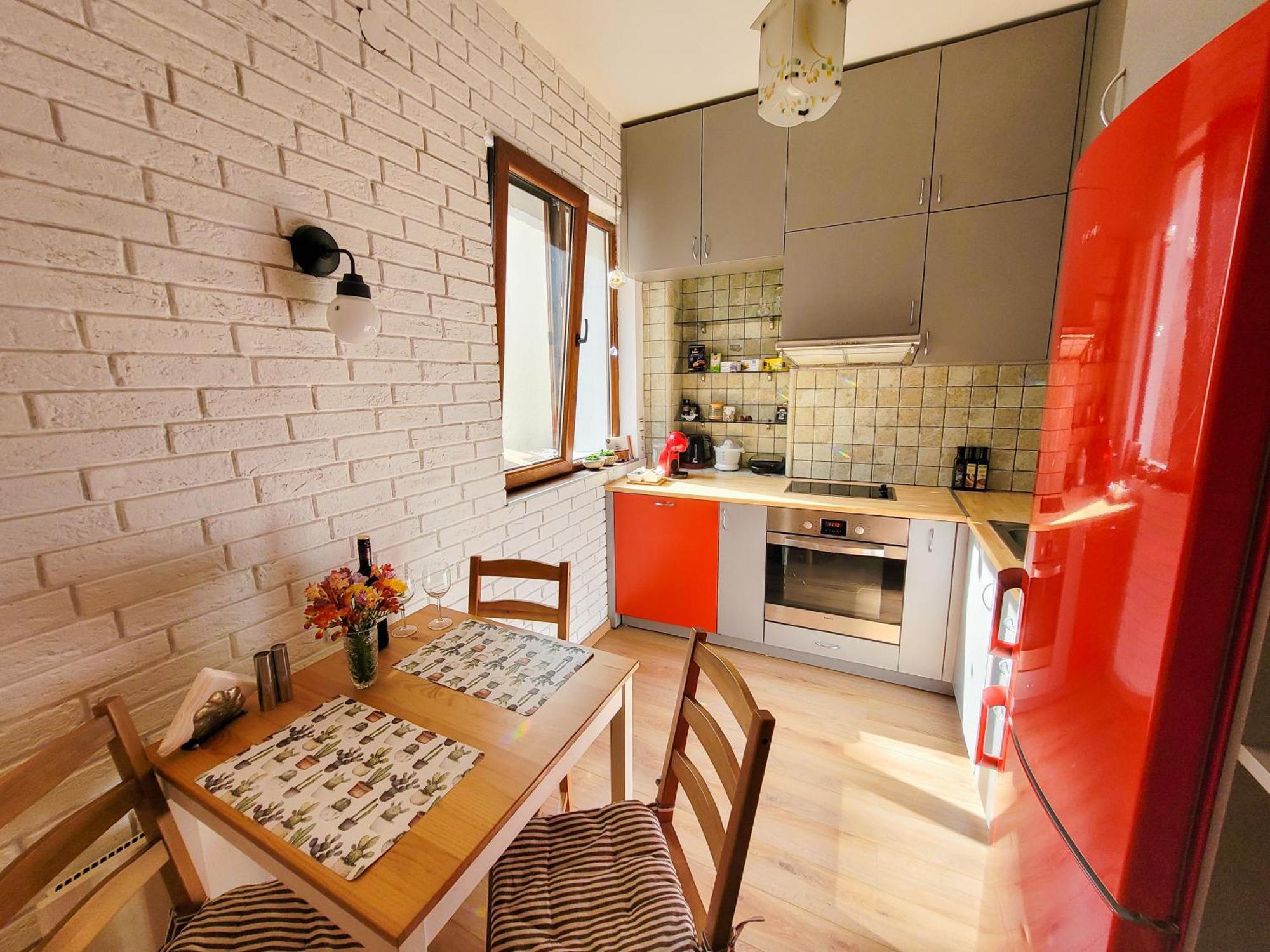 Spacious 1 Bed Flat Near Vitosha Blvd Sofia Bagian luar foto
